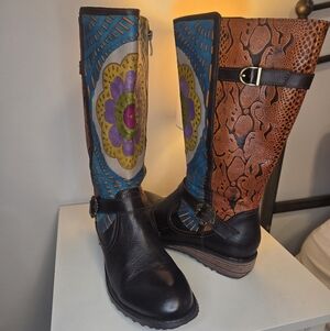 L'ATISTE Multicolor Patterned Heeled Boots